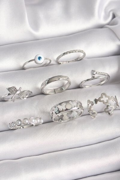 Pirinç Gümüş Renk Nazar Boncuk Detay İncili Kelebek İşlemeli Kadın Yüzük Kombini