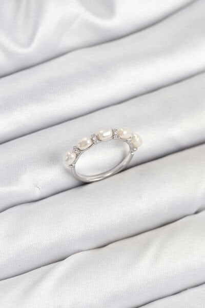 Pirinç Gümüş Renk Sıralı İncili Kadın Yüzük