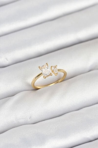 Pirinç Gold Renk Zirkon Taşlı Kadın Yüzük