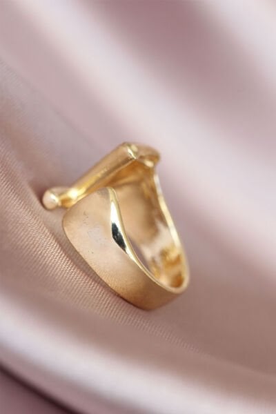 Z Harfli Altın Renk Ayarlamalı Metal Kadın Yüzük